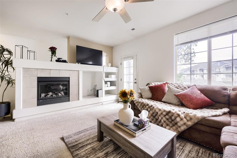 5255 Memphis St #319, Denver, CO 80239