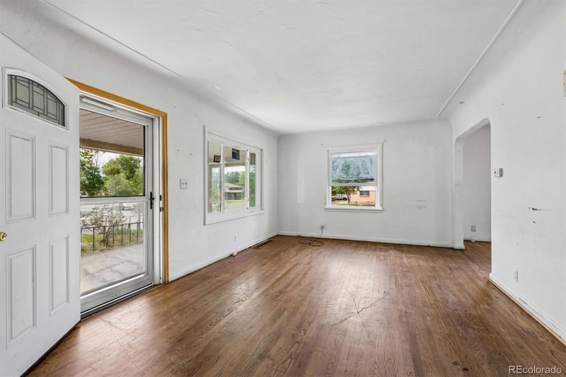 1996 Lima St, Aurora, CO 80010