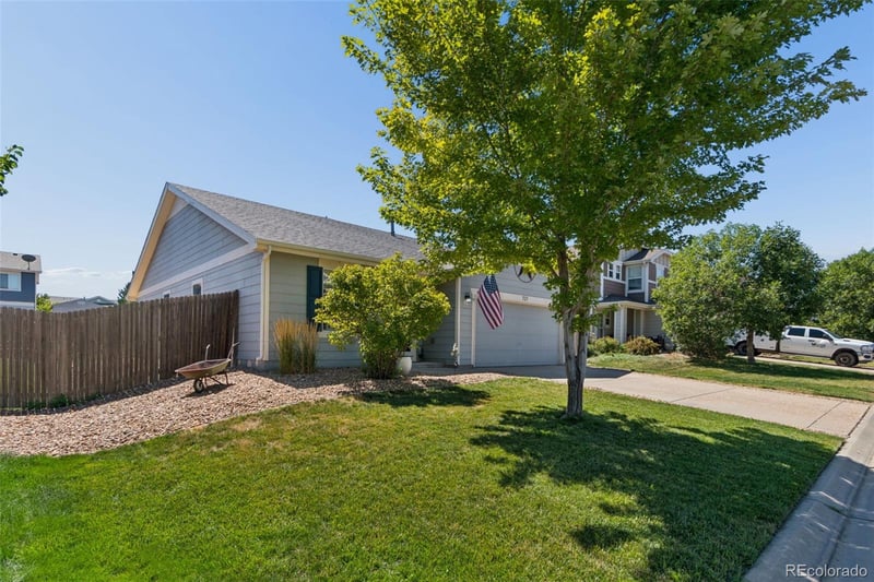 727 Willow Dr, Brighton, CO 80603