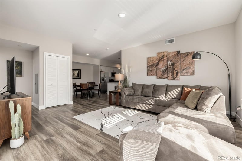 210 S Cherrywood Dr #204, Lafayette, CO 80026