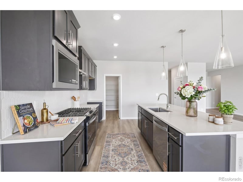 348 Rustic Barn Ln, Berthoud, CO 80513