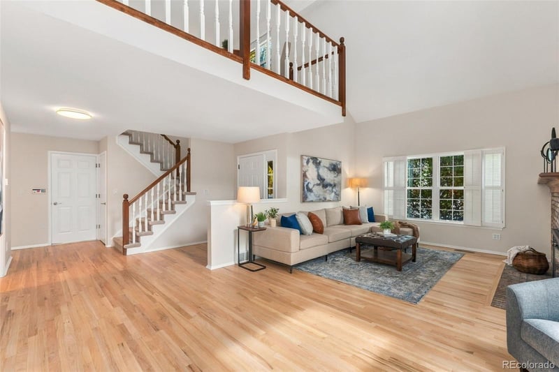 5916 E Briarwood Cir, Centennial, CO 80112
