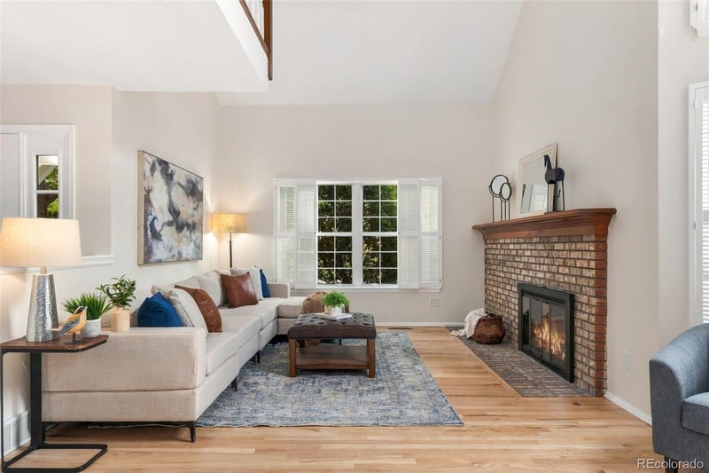 5916 E Briarwood Cir, Centennial, CO 80112