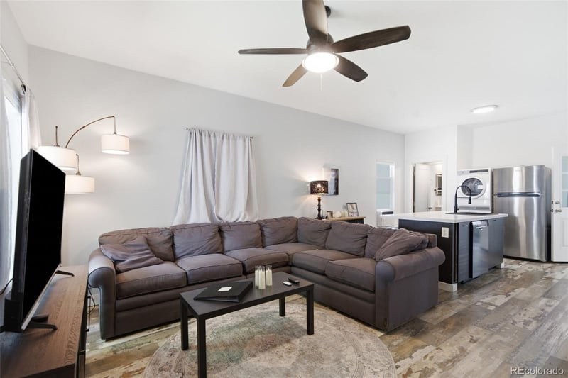 720 E 8th St, Loveland, CO 80537
