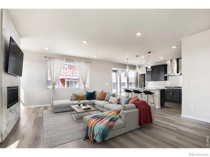 202 Sugar Beet Ln, Berthoud, CO 80513