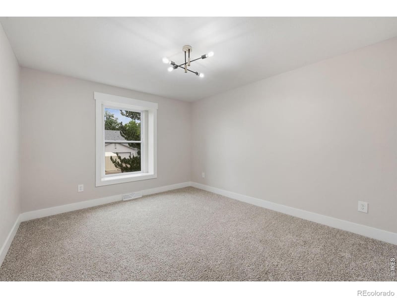 2938 Glendevey Dr, Loveland, CO 80538