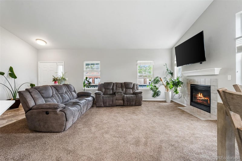 8640 E 105th Ct, Henderson, CO 80640