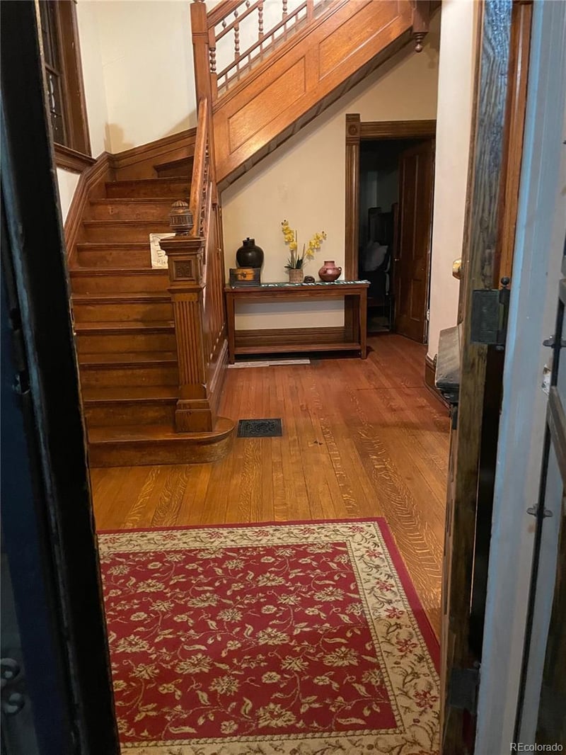 1250 N Ogden St, Denver, CO 80218