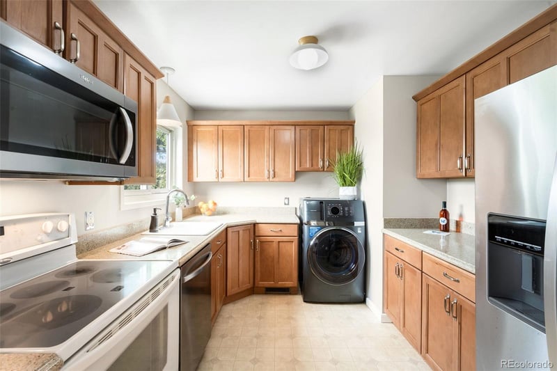 1495 S Locust St, Denver, CO 80224