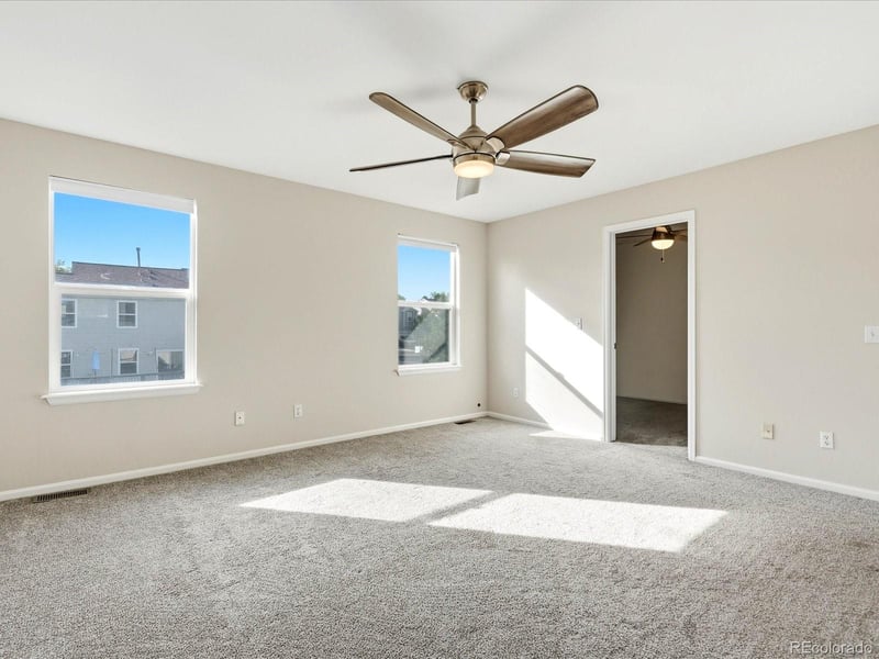 21972 E Crestline Pl, Aurora, CO 80015