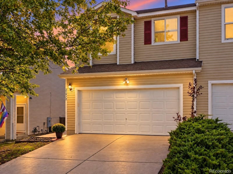 21972 E Crestline Pl, Aurora, CO 80015