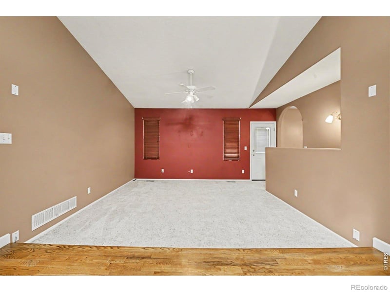 327 N 44th Ave Ct, Greeley, CO 80634