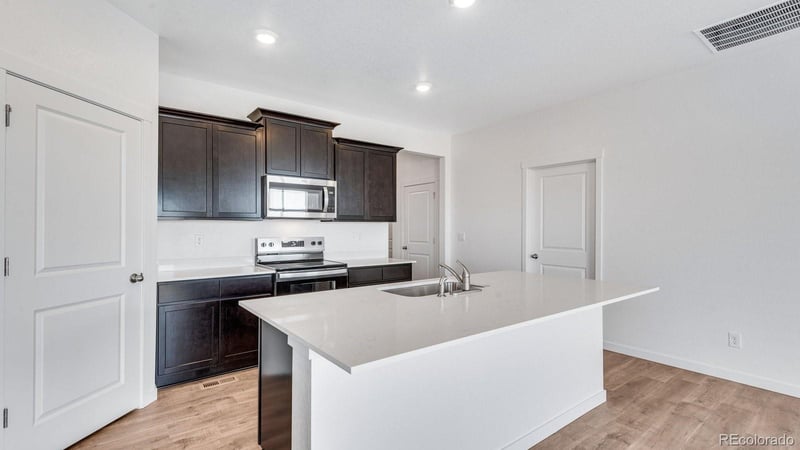 5625 Gelbray Pl, Windsor, CO 80528
