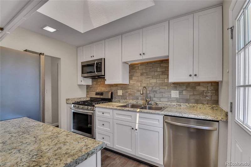 8960 Cody Ct, Broomfield, CO 80021