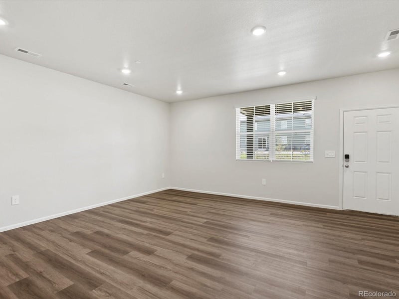 1600 Riverplace Dr #4, Windsor, CO 80550