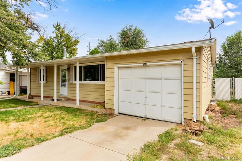 110 25th Ave, Greeley, CO 80631