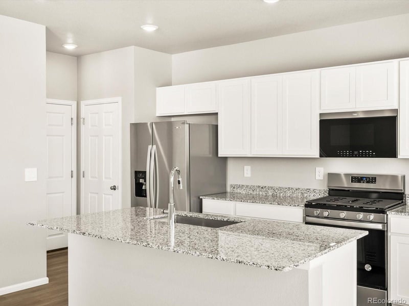 12094 E 101st Ave, Commerce City, CO 80022