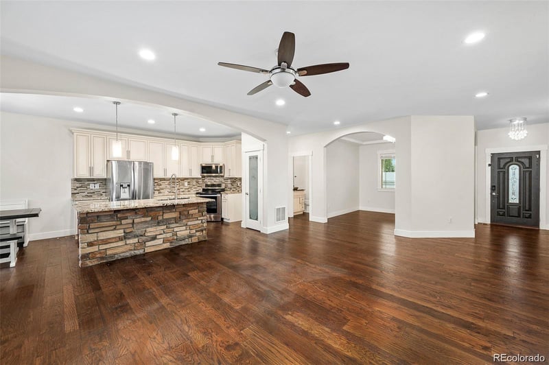 5372 W 68th Ave, Arvada, CO 80003