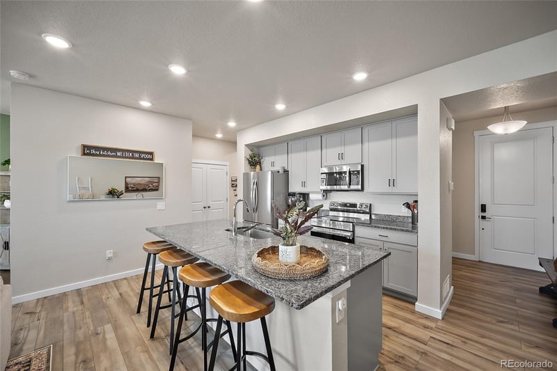 8122 Grey Bark Way, Colorado Springs, CO 80908