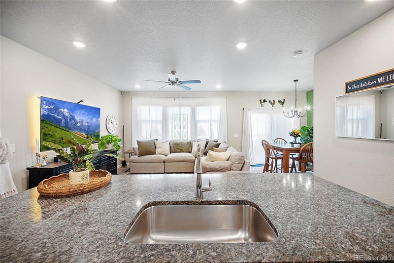 8122 Grey Bark Way, Colorado Springs, CO 80908