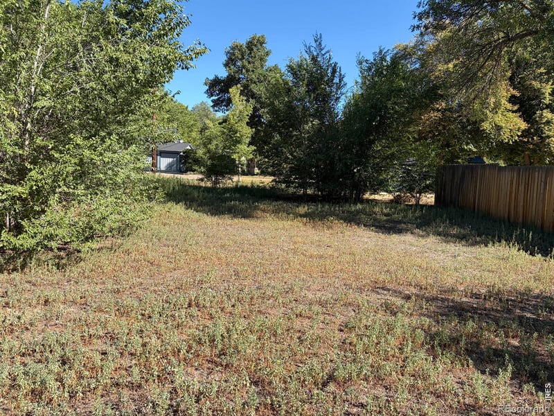 207 5th Ave, Longmont, CO 80501