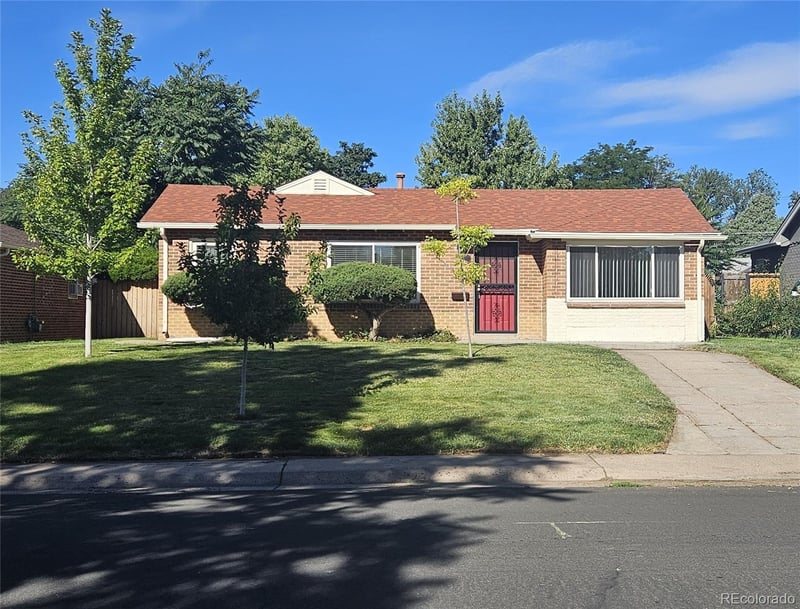 1741 Macon St, Aurora, CO 80010