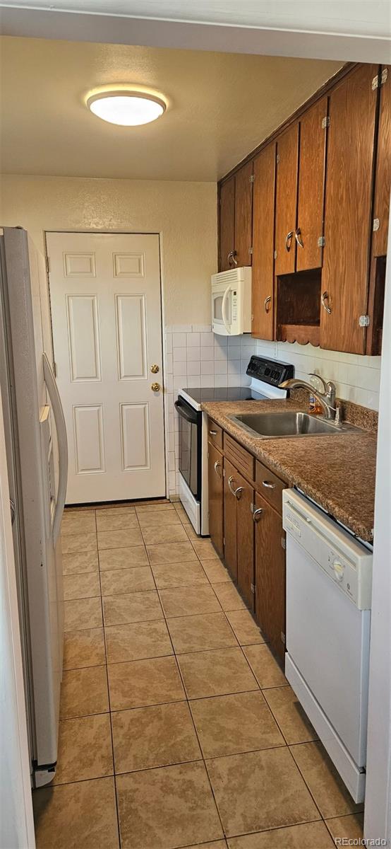 1741 Macon St, Aurora, CO 80010