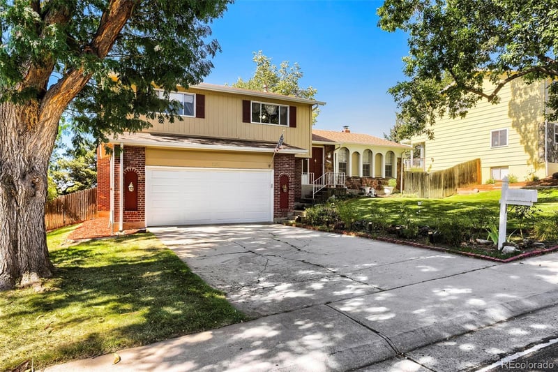 2325 S Hoyt St, Lakewood, CO 80227