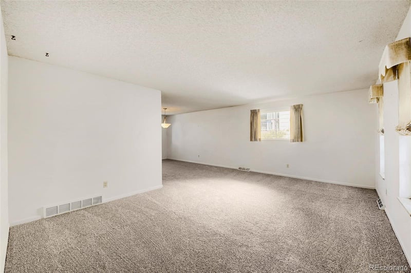 2325 S Hoyt St, Lakewood, CO 80227