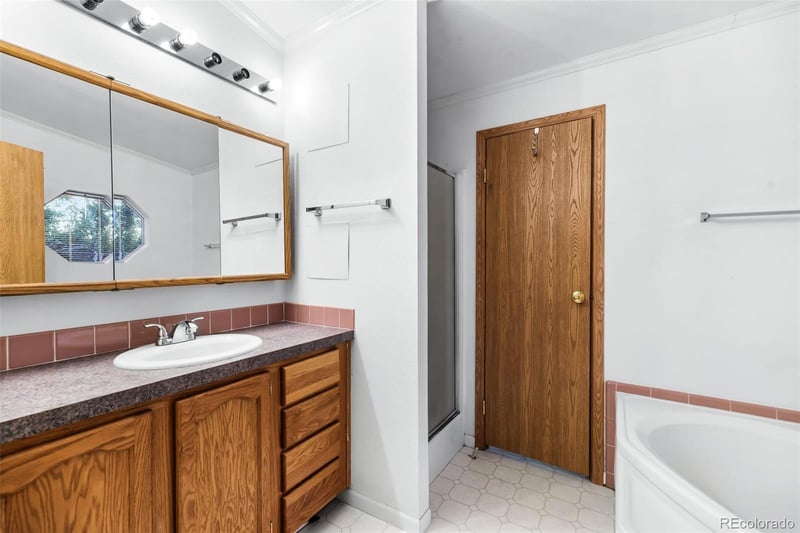 647 Wampum Ln, Como, CO 80432