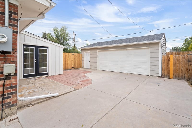 6035 Utica St, Arvada, CO 80003