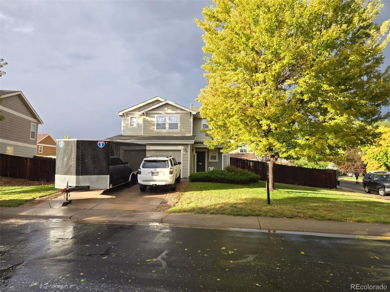 800 Willow Dr, Lochbuie, CO 80603