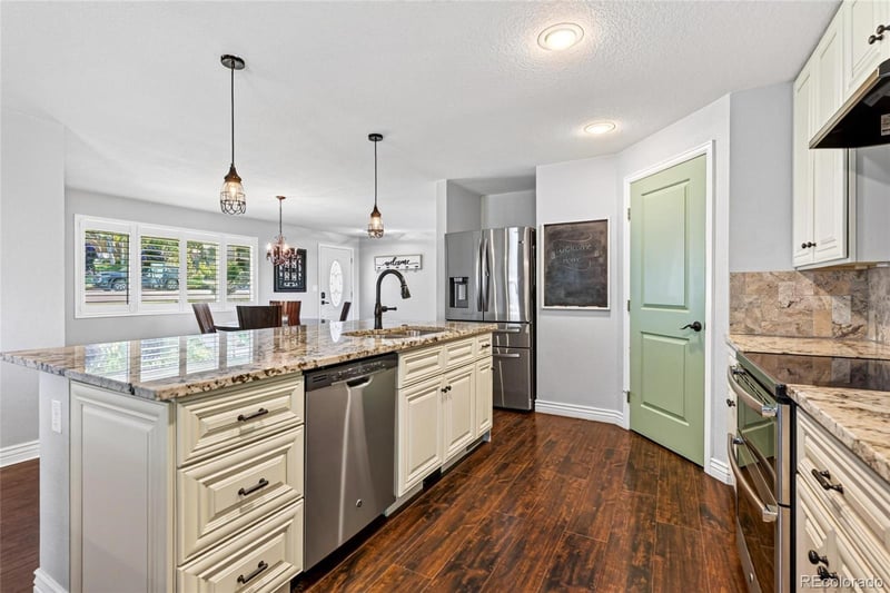 455 Gordon Dr, Castle Rock, CO 80104