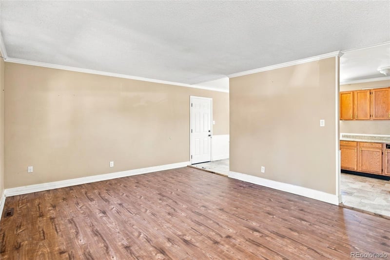 8130 Explorador Calle, Denver, CO 80229