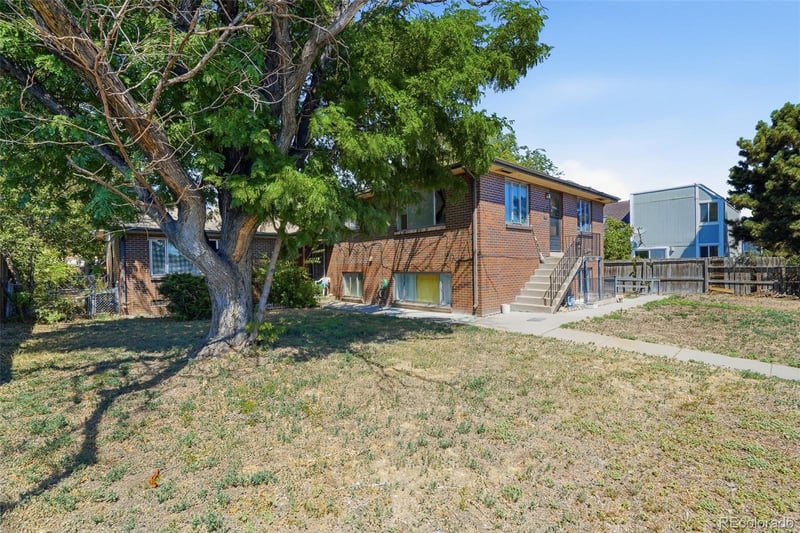 2317 Peoria St, Aurora, CO 80010