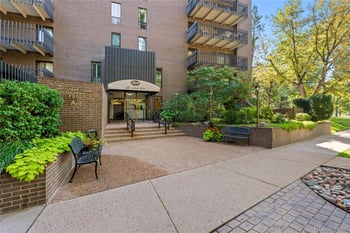480 S Marion Pw #1403, Denver, CO 80209