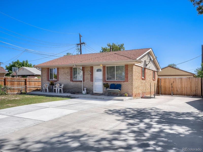 6780 Kearney St, Commerce City, CO 80022