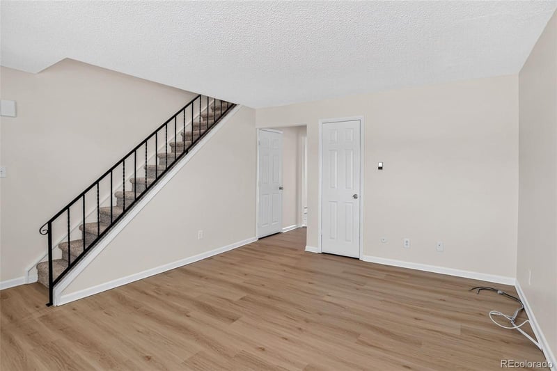 956 S Iola St, Aurora, CO 80012