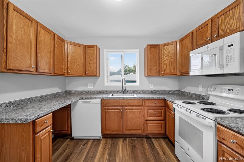 10992 Grant Dr, Northglenn, CO 80233