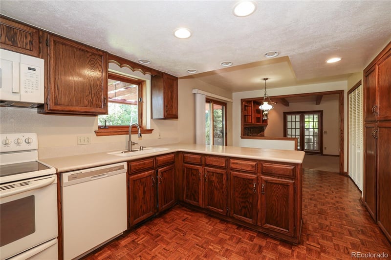 10521 E Dorado Ave, Englewood, CO 80111