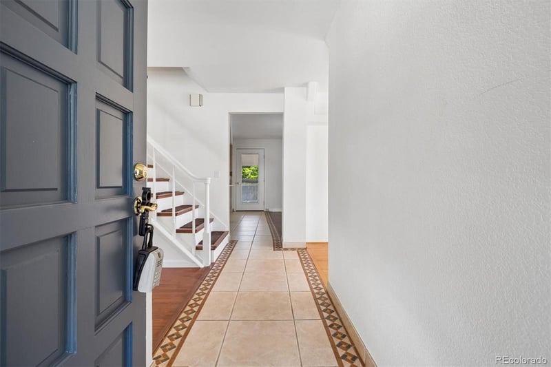 8210 Lamar Cir, Arvada, CO 80003
