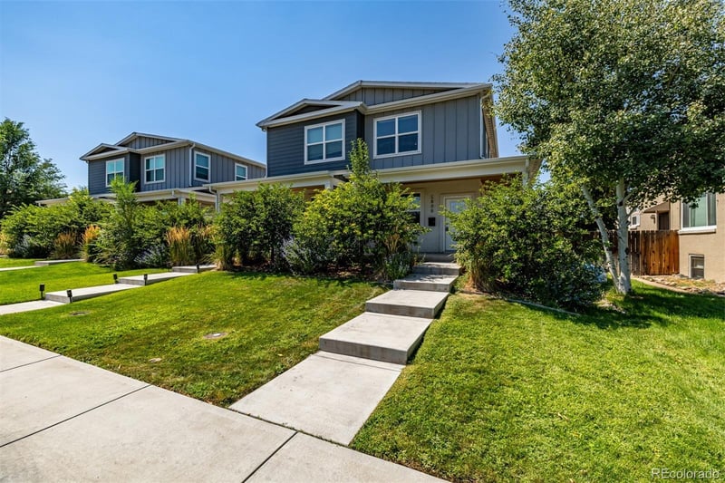 2864 S Delaware St, Englewood, CO 80110