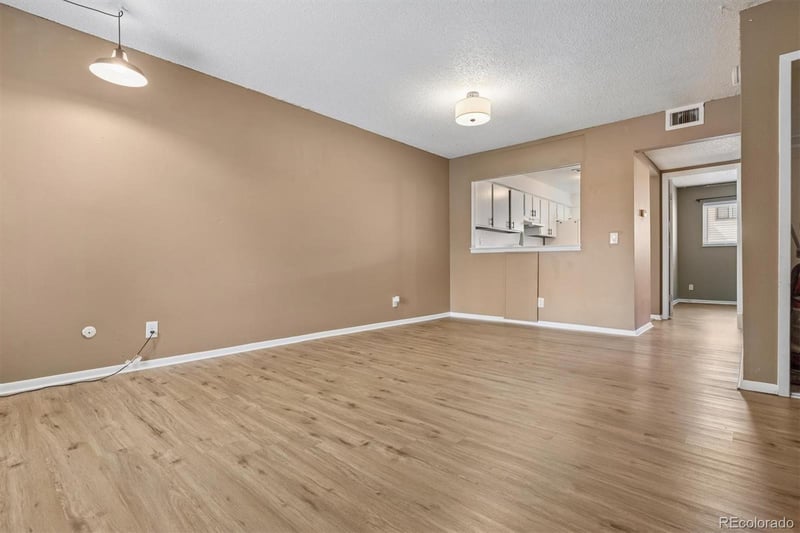 1295 S Dillon Way, Aurora, CO 80012