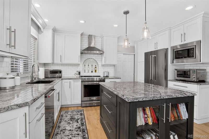 1614 Brookside Dr, Highlands Ranch, CO 80126