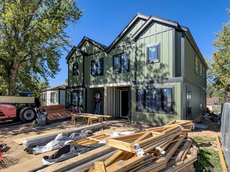 4567 S Acoma St, Englewood, CO 80110
