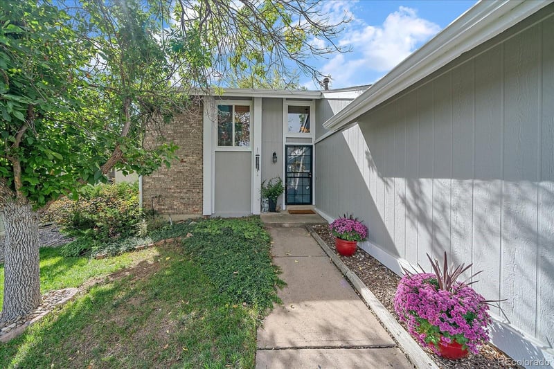 3821 S Ceylon Way, Aurora, CO 80013