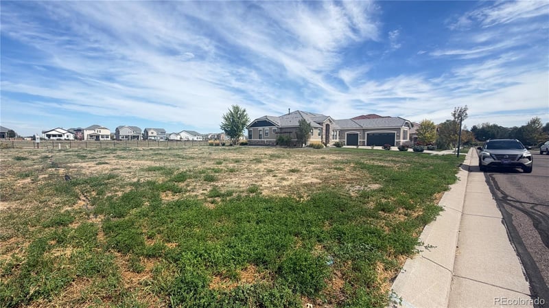 16401 Fairway Dr, Commerce City, CO 80022