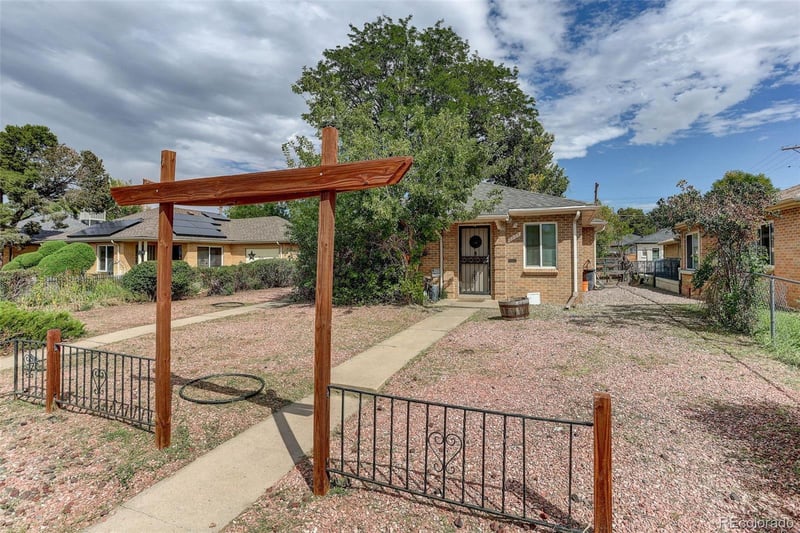 2308 - 2314 Newport St, Denver, CO 80207
