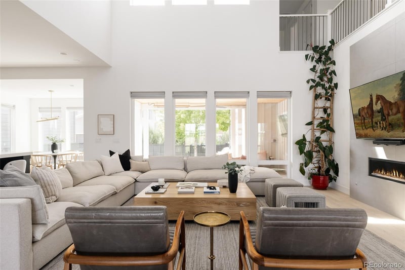 5987 Chester Way, Denver, CO 80238