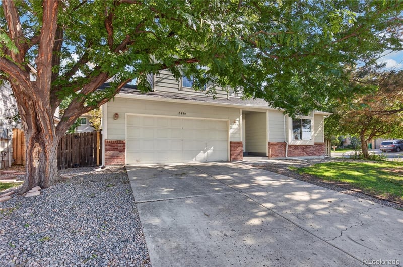 2490 S Salida Way, Aurora, CO 80013